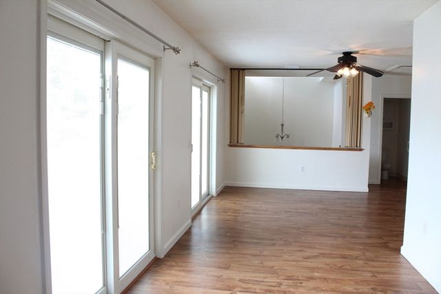 36 Fairway Ln 36, Blackstone, MA 01504
