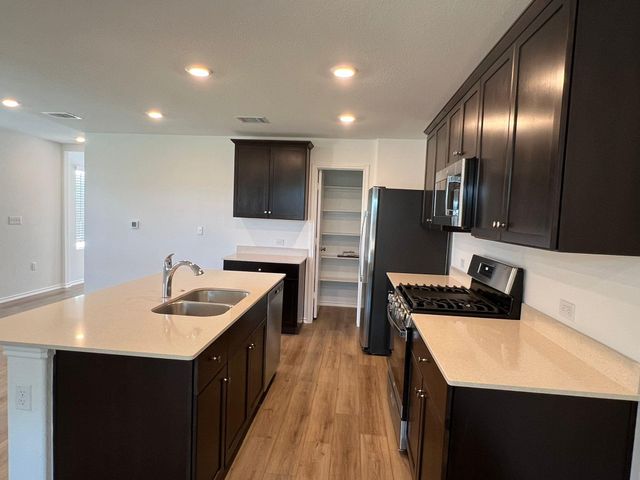 7221 Spotted Leaf WAY, Del Valle, TX 78617