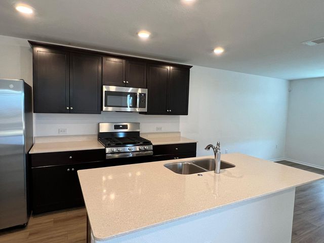 7221 Spotted Leaf WAY, Del Valle, TX 78617