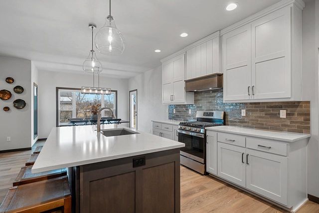 1567 BRAYDEN LANE, De Pere, WI 54115