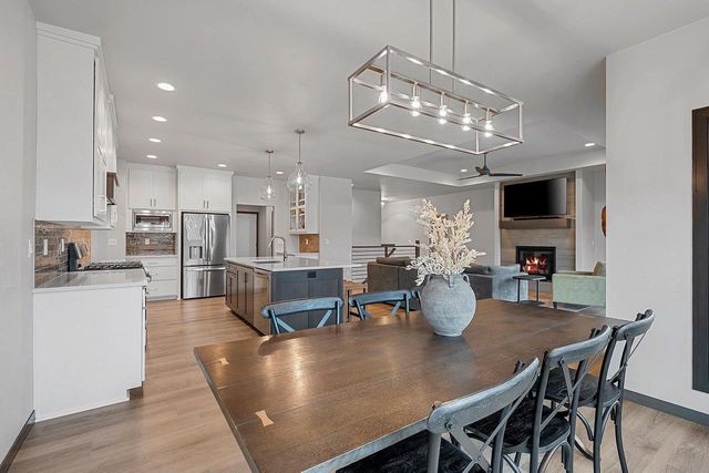 1567 BRAYDEN LANE, De Pere, WI 54115