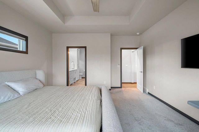 1567 BRAYDEN LANE, De Pere, WI 54115