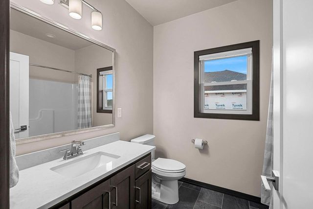 1567 BRAYDEN LANE, De Pere, WI 54115