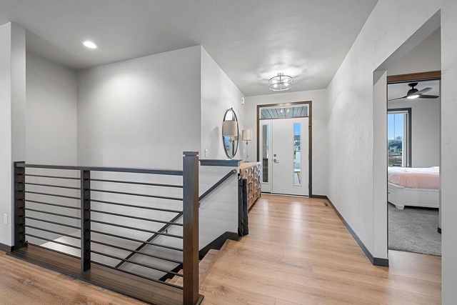 1567 BRAYDEN LANE, De Pere, WI 54115