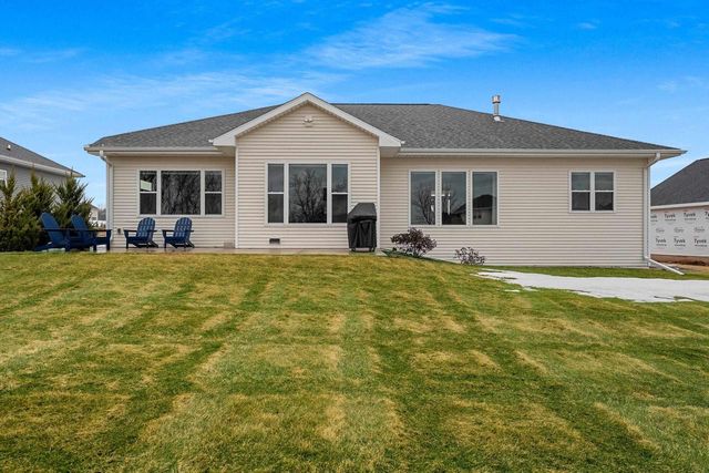 1567 BRAYDEN LANE, De Pere, WI 54115