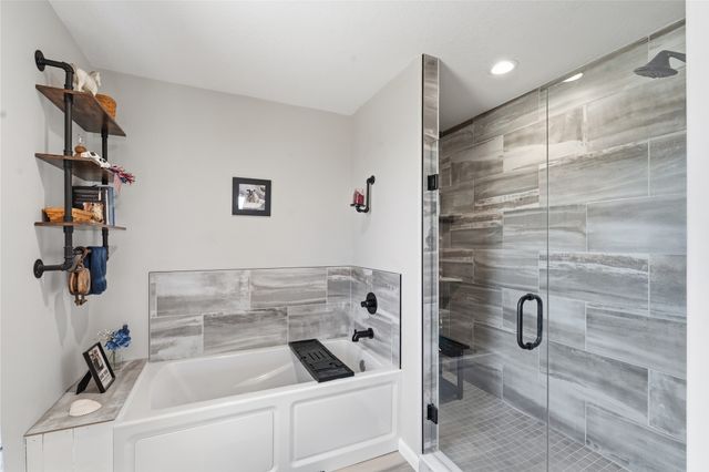 1958 S Avenue, Madrid, IA 50156