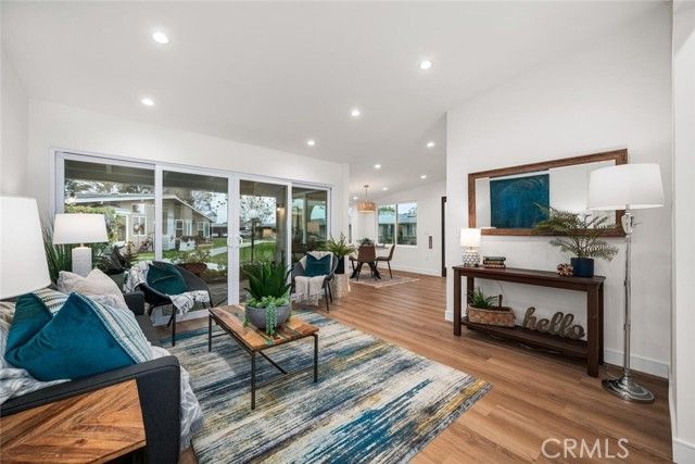 1271 Kenwood Road 163L, Seal Beach, CA 90740