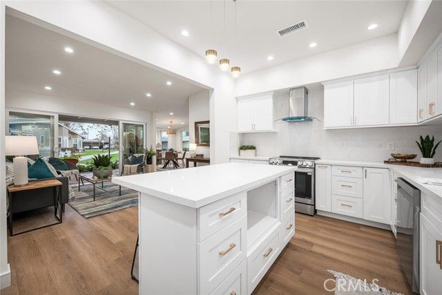 1271 Kenwood Road 163L, Seal Beach, CA 90740