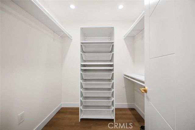 1271 Kenwood Road 163L, Seal Beach, CA 90740