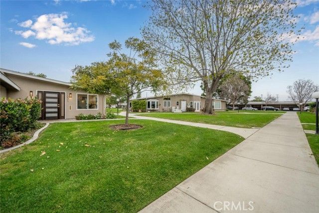 1271 Kenwood Road 163L, Seal Beach, CA 90740