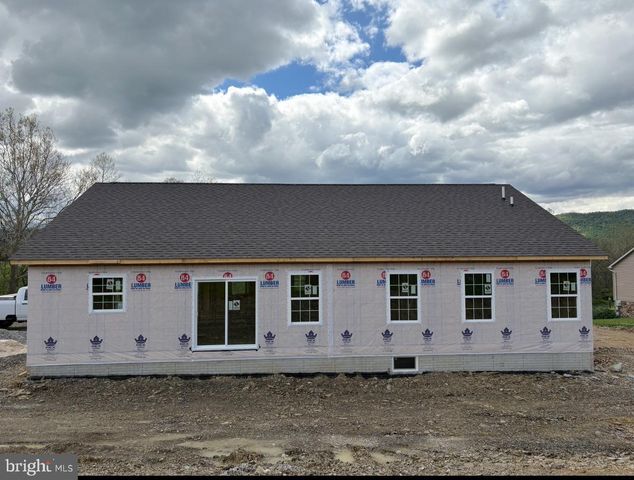 10918 DEERWOOD DR, Mercersburg, PA 17236