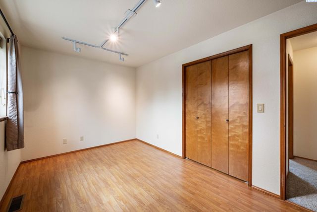 10426 S 952 Prairie Se, Kennewick, WA 99338