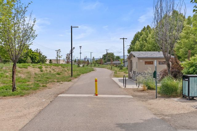 3640 S McCabe Ln, Spokane, WA 99206