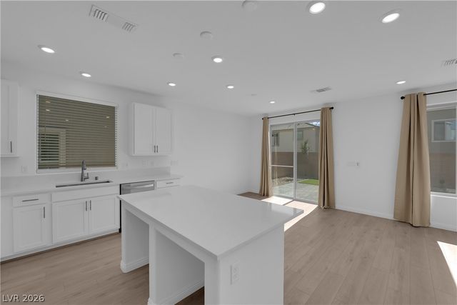 10234 Restless River Street, Las Vegas, NV 89141