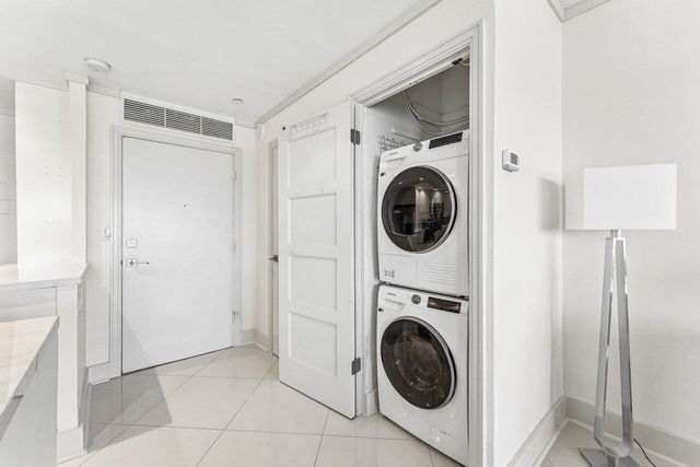 701 E Camino Real Apt 9g, Boca Raton, FL 33432