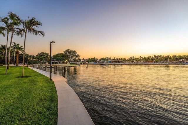 701 E Camino Real Apt 9g, Boca Raton, FL 33432