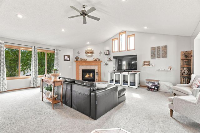 8060 Padgett Avenue NE, Otsego, MN 55330