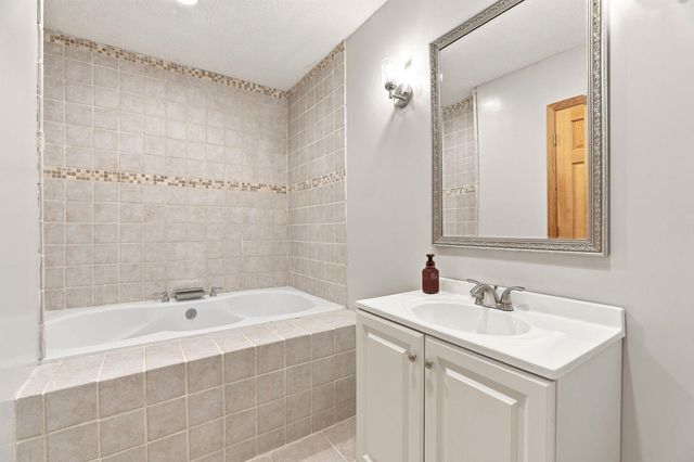 8060 Padgett Avenue NE, Otsego, MN 55330