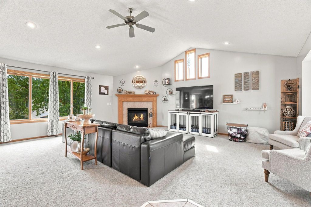 8060 Padgett Avenue NE, Otsego, MN 55330 — photo 2