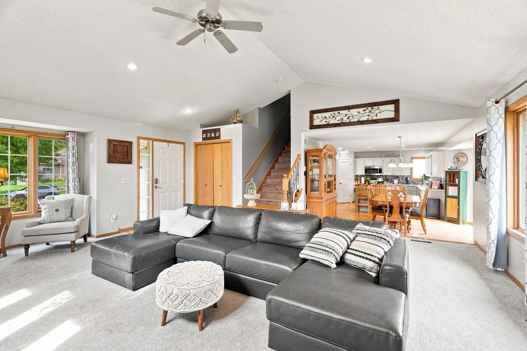 8060 Padgett Avenue NE, Otsego, MN 55330 — photo 4