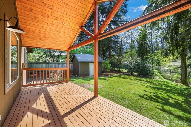 1620 186th Avenue E, Lake Tapps, WA 98391