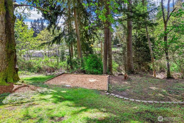 1620 186th Avenue E, Lake Tapps, WA 98391