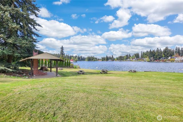 1620 186th Avenue E, Lake Tapps, WA 98391