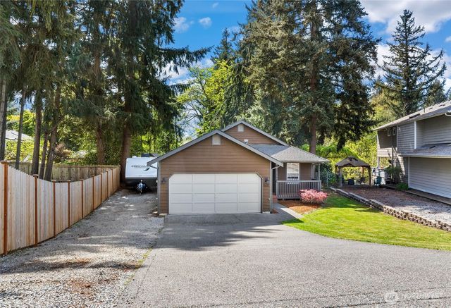 1620 186th Avenue E, Lake Tapps, WA 98391
