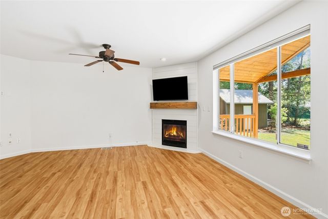 1620 186th Avenue E, Lake Tapps, WA 98391