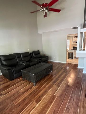 7918 Shadow Oak Drive, North Charleston, SC 29406