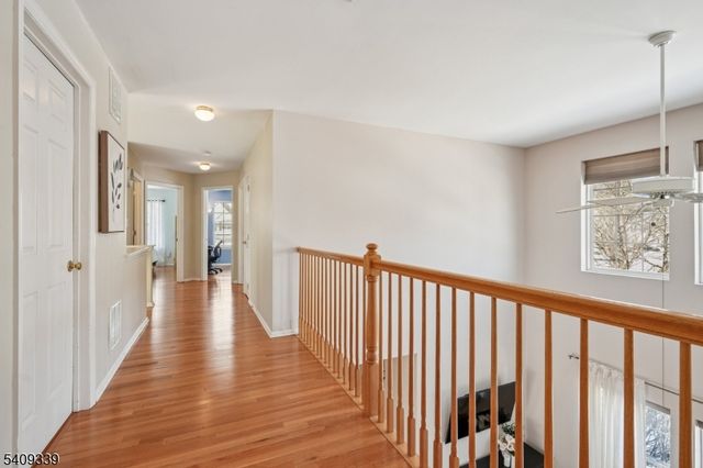 1 Smoke House Ct, Readington Twp., NJ 08889