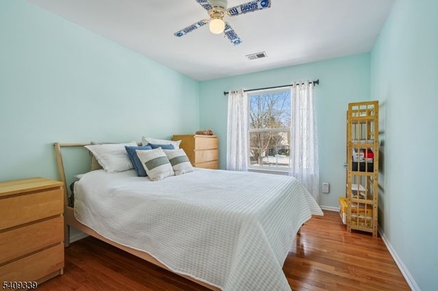 1 Smoke House Ct, Readington Twp., NJ 08889