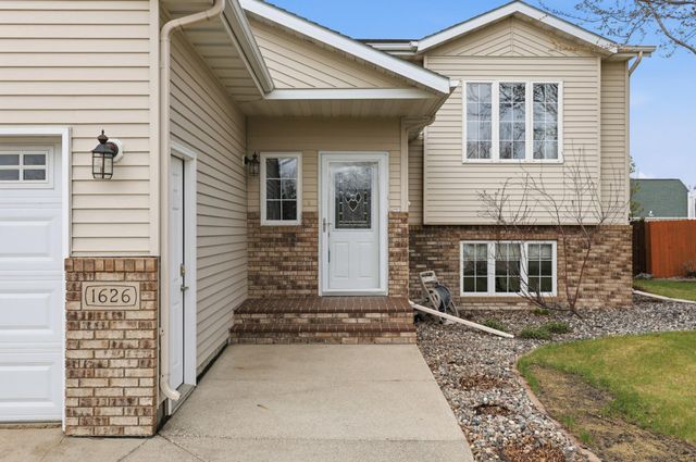1626 16th Street E, West Fargo, ND 58078