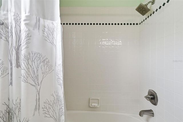 1310 KINGS WAY LANE, Tarpon Springs, FL 34688