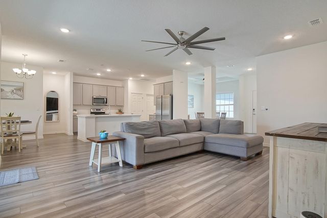 6117 NW Duke Circle, Port St. Lucie, Port St Lucie, FL 34983