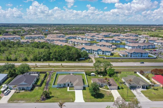 6117 NW Duke Circle, Port St. Lucie, Port St Lucie, FL 34983