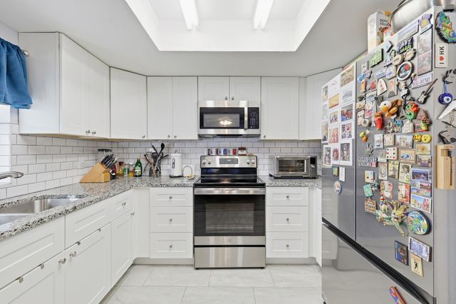 2828 Elk Grove Road, Carrollton, TX 75007