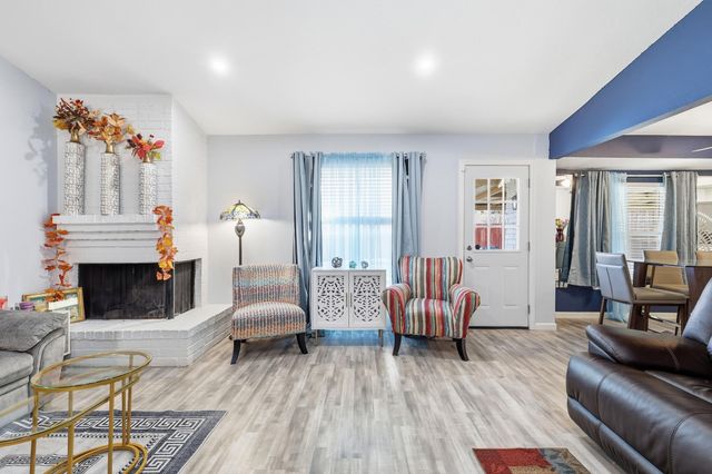 2828 Elk Grove Road, Carrollton, TX 75007