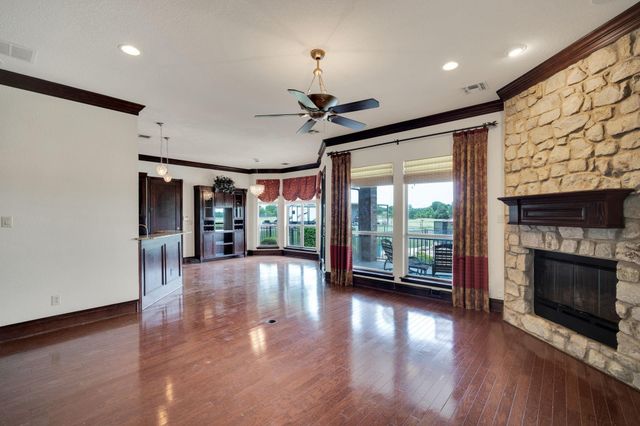 241 Cody Road, Ennis, TX 75119