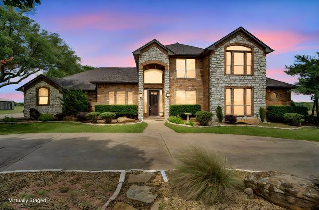 241 Cody Road, Ennis, TX 75119