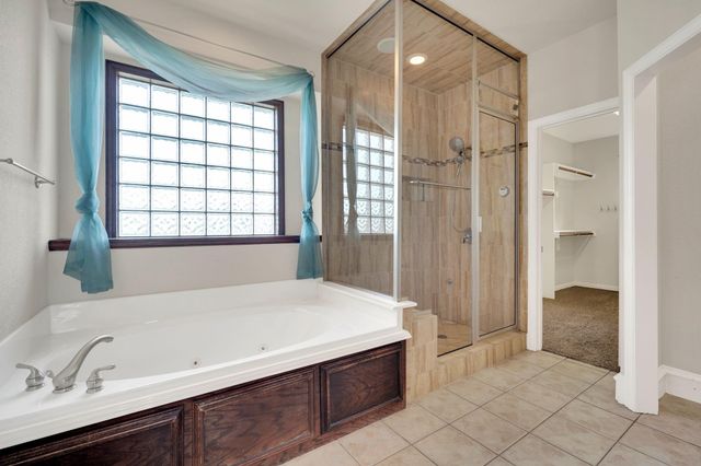 241 Cody Road, Ennis, TX 75119