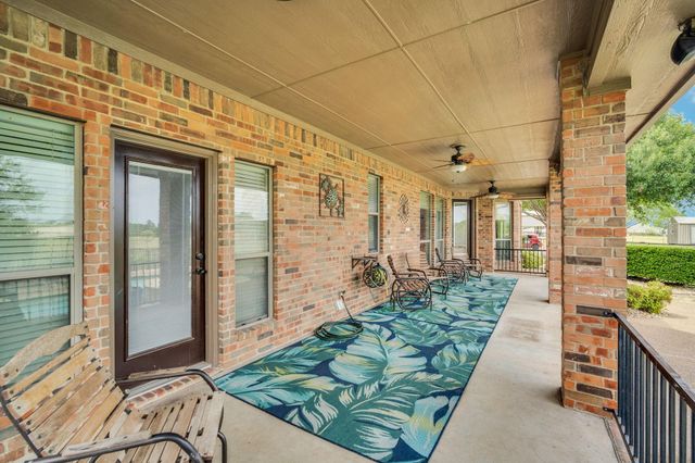 241 Cody Road, Ennis, TX 75119