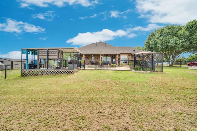 241 Cody Road, Ennis, TX 75119