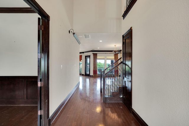 241 Cody Road, Ennis, TX 75119