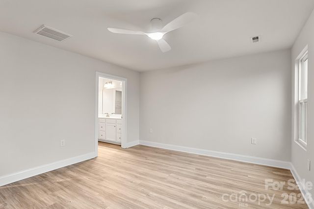 4238 Mackinnon Drive, Charlotte, NC 28214