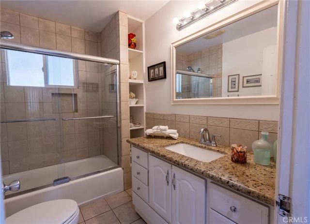 13555 Wentworth Street, Arleta, CA 91331