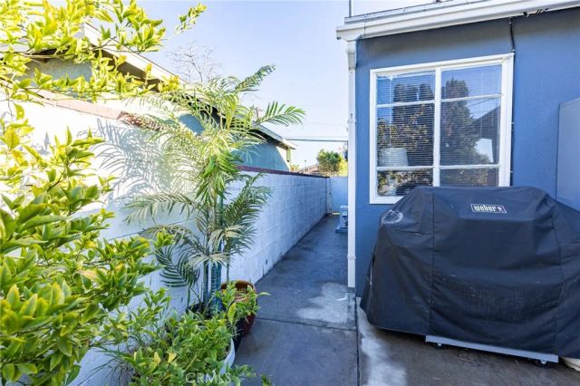 13555 Wentworth Street, Arleta, CA 91331