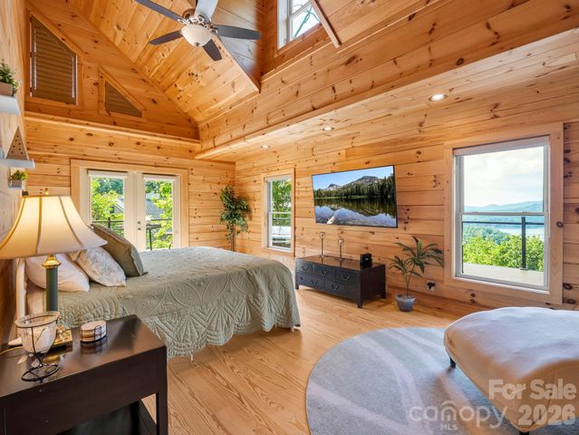 167 Hawks Nest Trail, Lake Lure, NC 28746