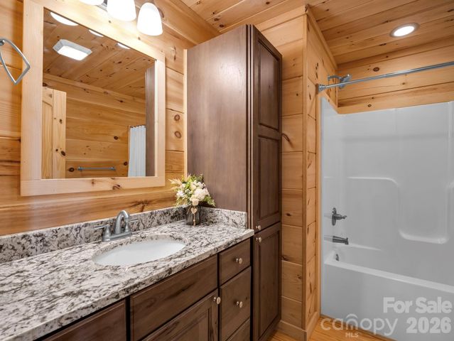 167 Hawks Nest Trail, Lake Lure, NC 28746