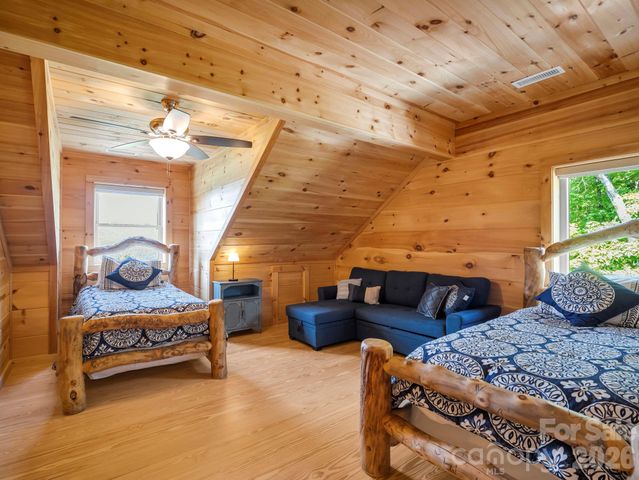 167 Hawks Nest Trail, Lake Lure, NC 28746
